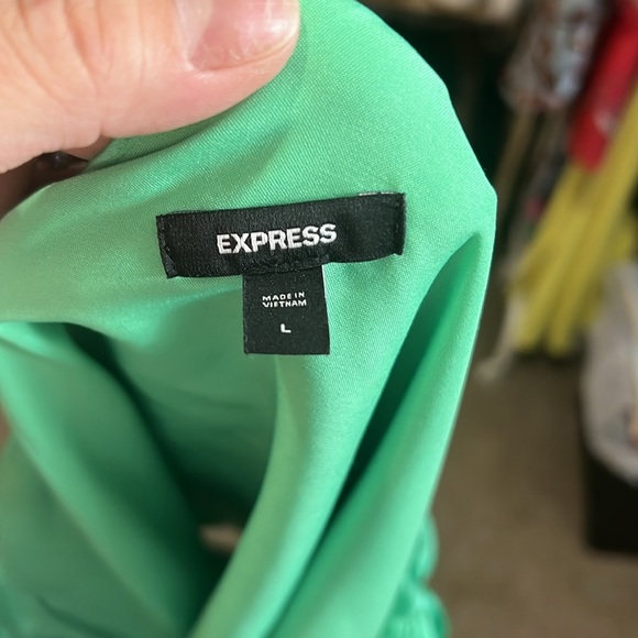 EXPRESS TOP - Picture 8 of 9